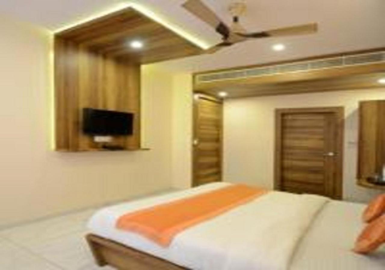 Hotel Metro Inn Джапур Экстерьер фото